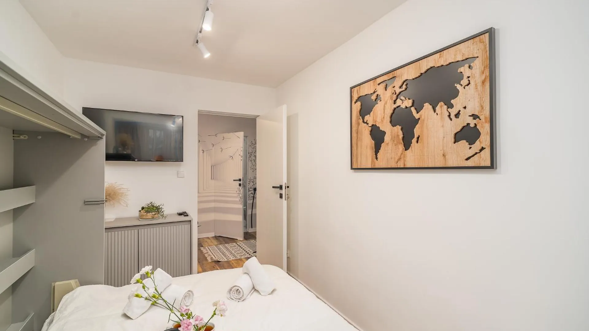 Pradnik Bialy Apt - Parks Nearby - By Rentujemy Krakow